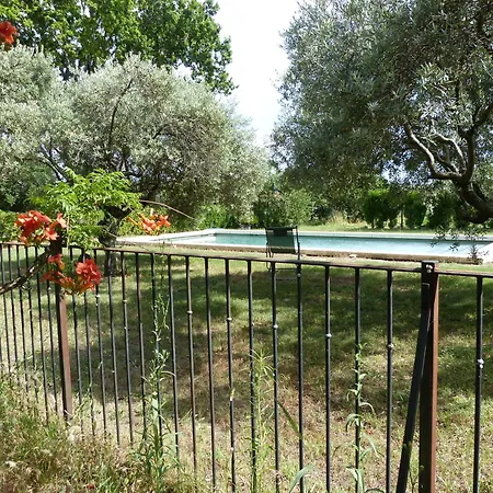 Du Domaine Saint-marc, Entre Ventoux Et Dentelles De Montmirail Villa *